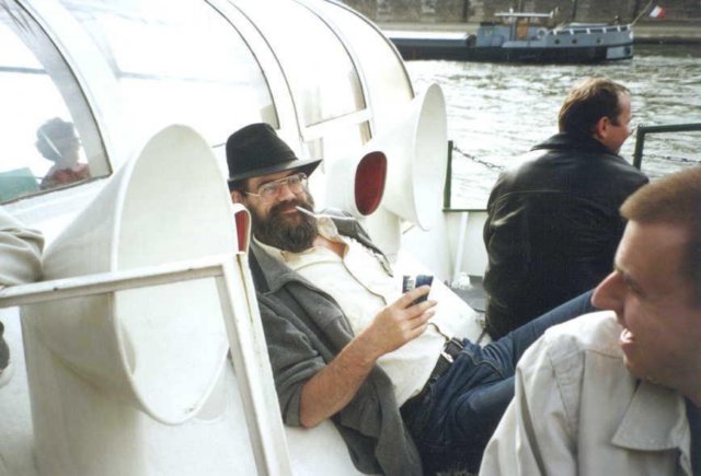 willemschijfwanmeetingparis2001abc.jpg